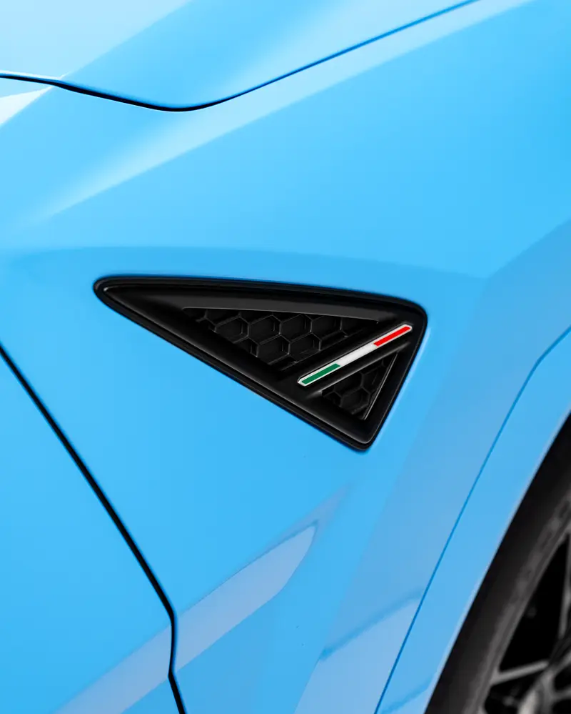 LAMBORGHINI Urus SE 2026 - photo 8 - Import Émirats | International Cars