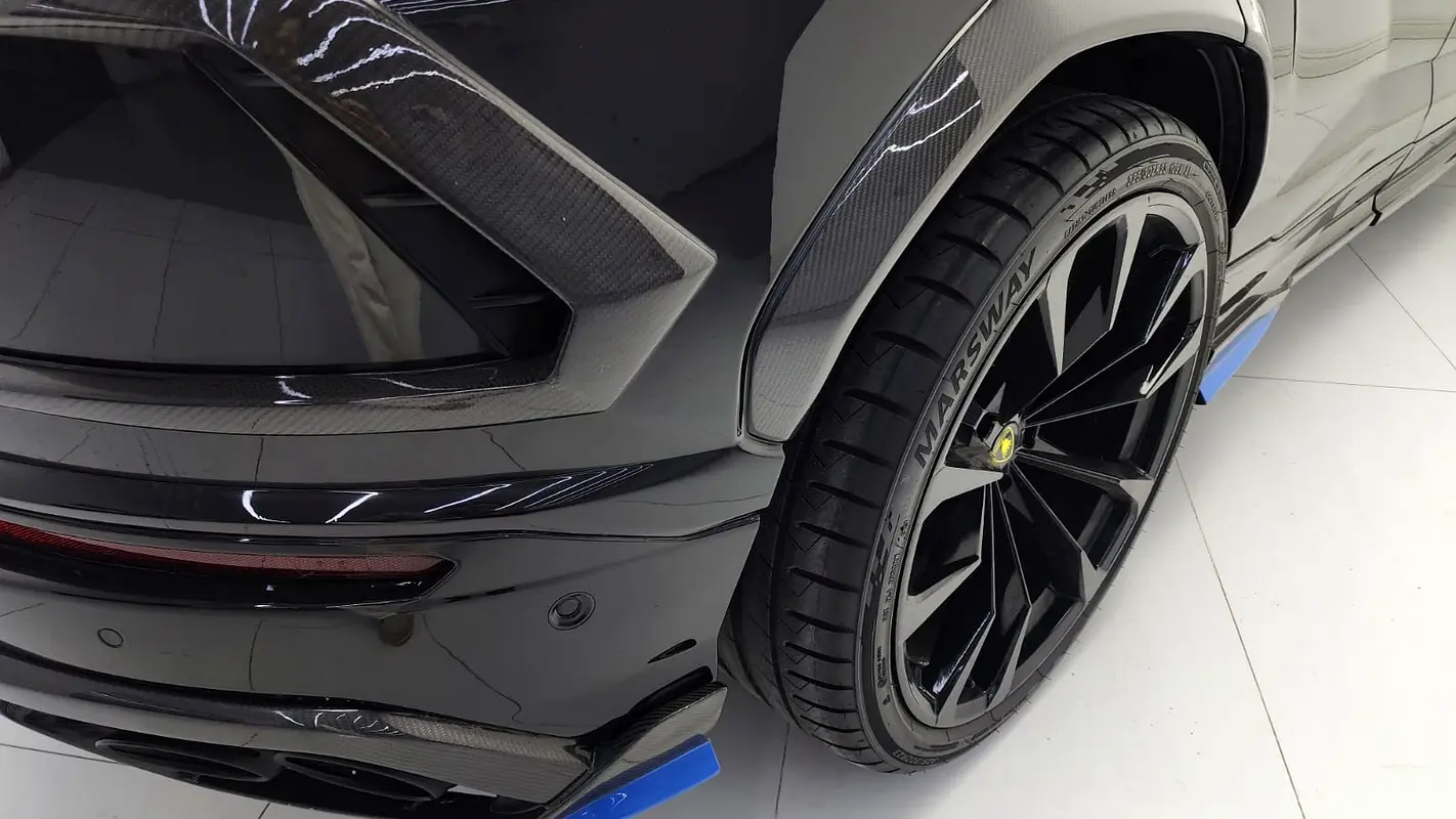 LAMBORGHINI Urus Other 2020 - photo 8 - Import Émirats | International Cars