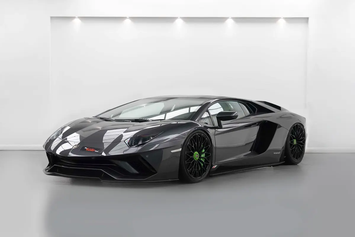 LAMBORGHINI Aventador S Coupe 2018 - photo 7 - Import Émirats | International Cars