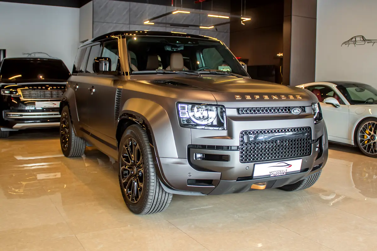 LAND ROVER Defender 110 Octa 2025