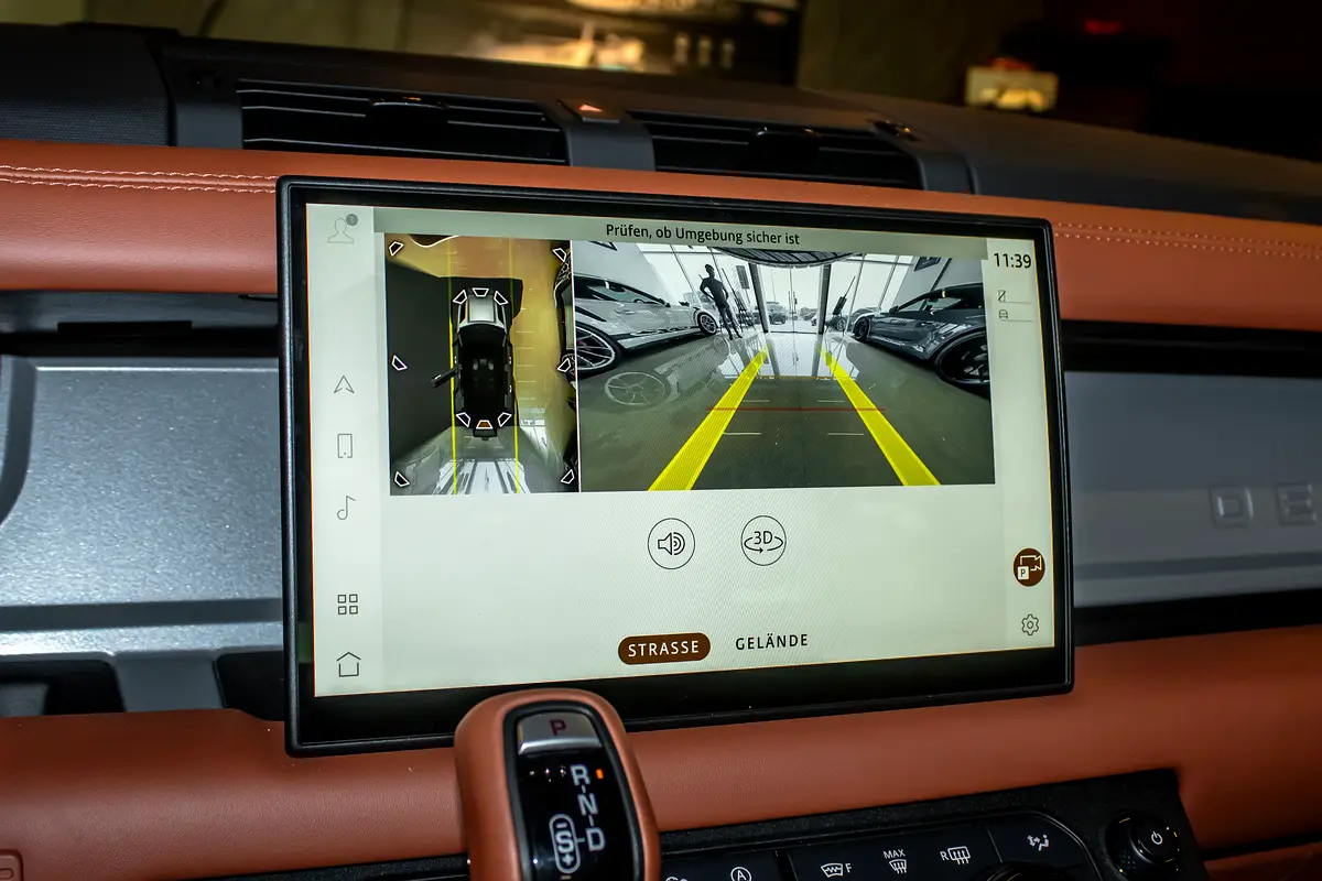 LAND ROVER Defender 110 Octa 2025 - photo 11 - Import Émirats | International Cars