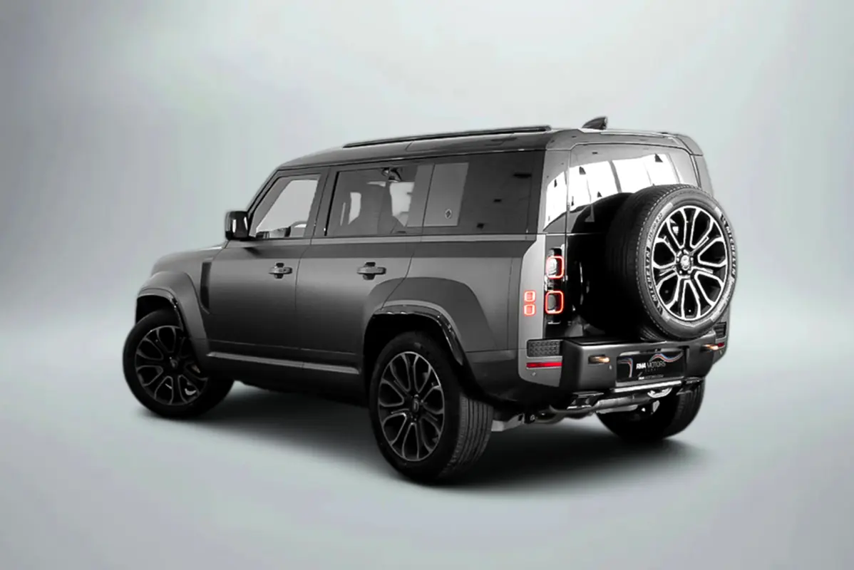 LAND ROVER Defender Octa (P635) 2025 - photo 2 - Import Émirats | International Cars