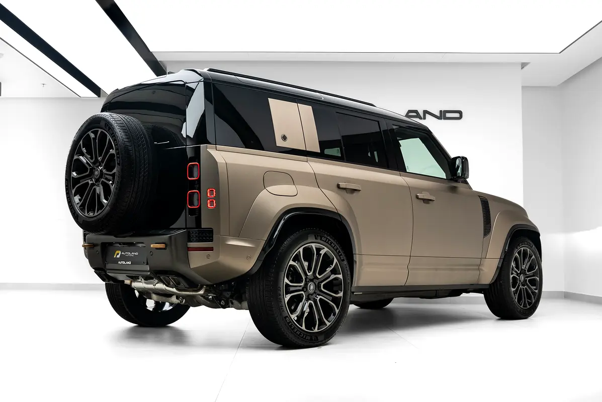 LAND ROVER Defender 110 Octa 2025 - photo 2 - Import Émirats | International Cars