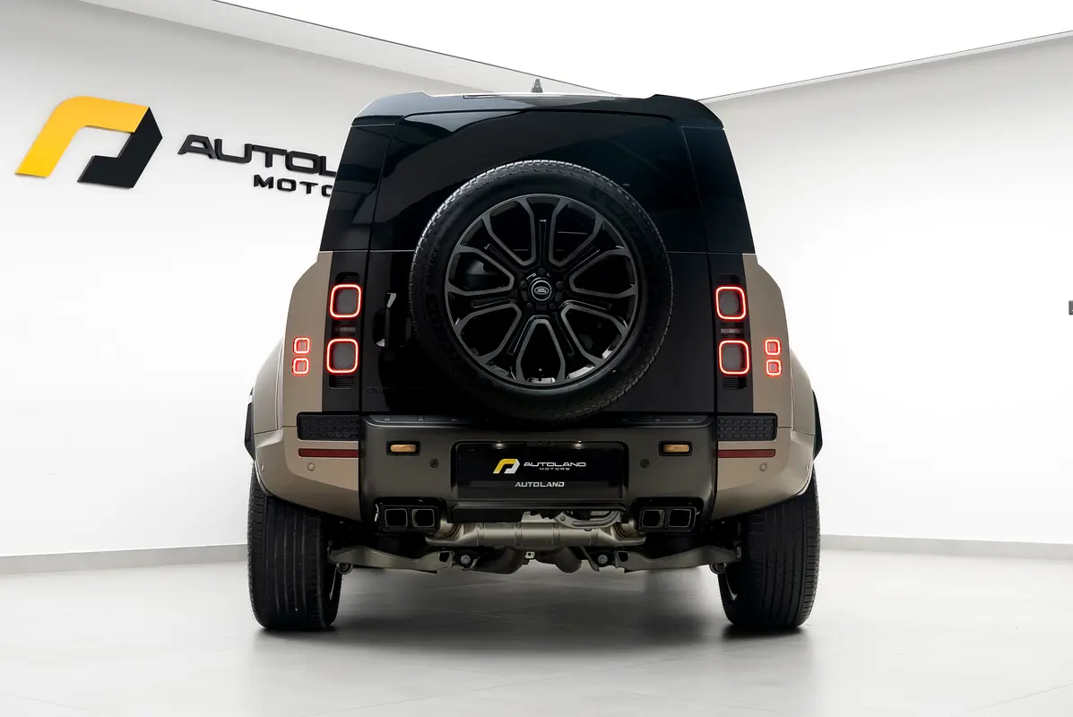LAND ROVER Defender 110 Octa 2025 - photo 4 - Import Émirats | International Cars