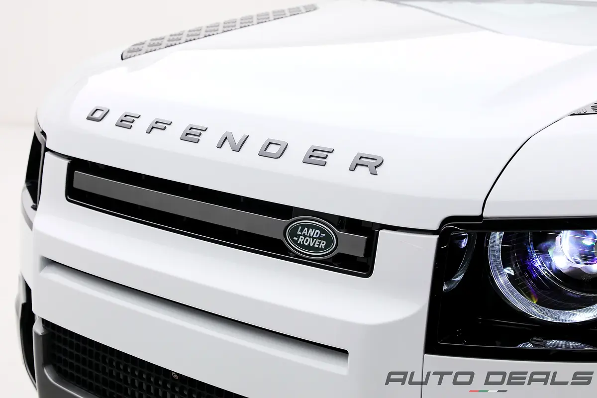 LAND ROVER Defender 110 2025 - photo 7 - Import Émirats | International Cars