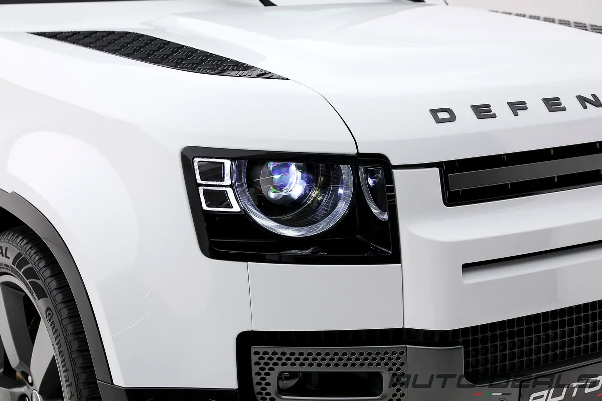 LAND ROVER Defender 110 2025 - photo 8 - Import Émirats | International Cars