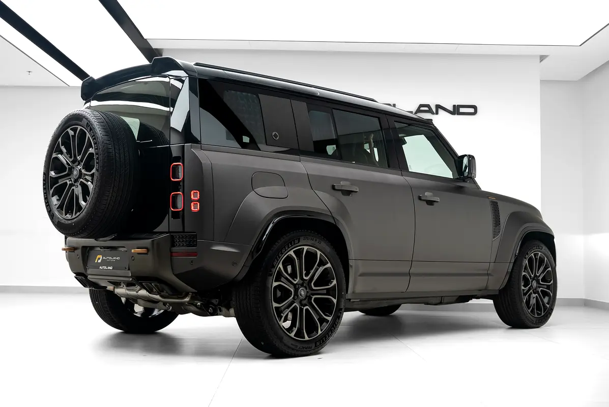 LAND ROVER Defender 110 Octa 2025 - photo 2 - Import Émirats | International Cars