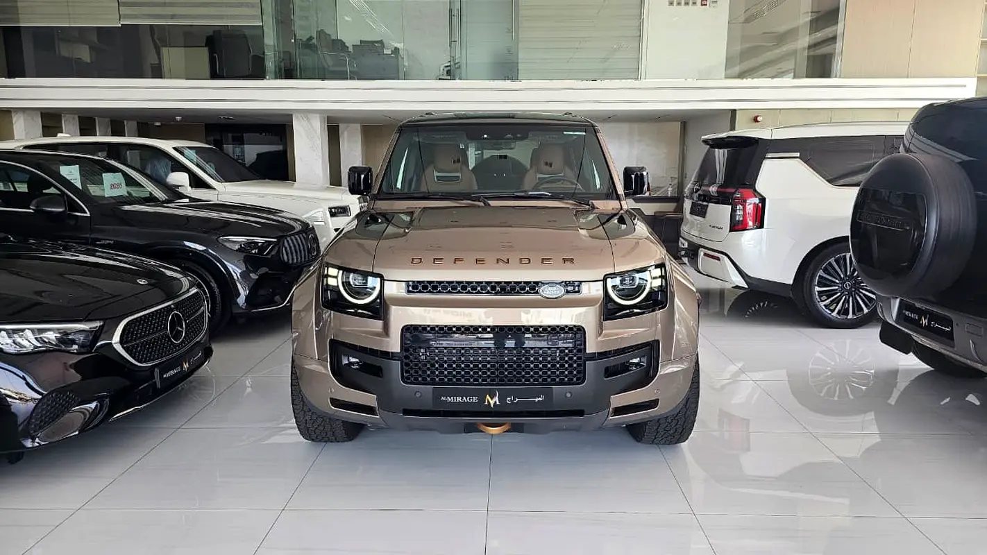 LAND ROVER Defender 110 Octa 2026 - photo 9 - Import Émirats | International Cars