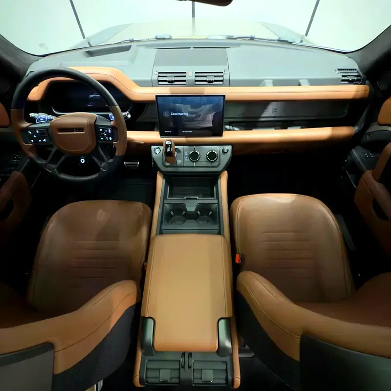 LAND ROVER Defender Octa (P635) 2025 - photo 10 - Import Émirats | International Cars