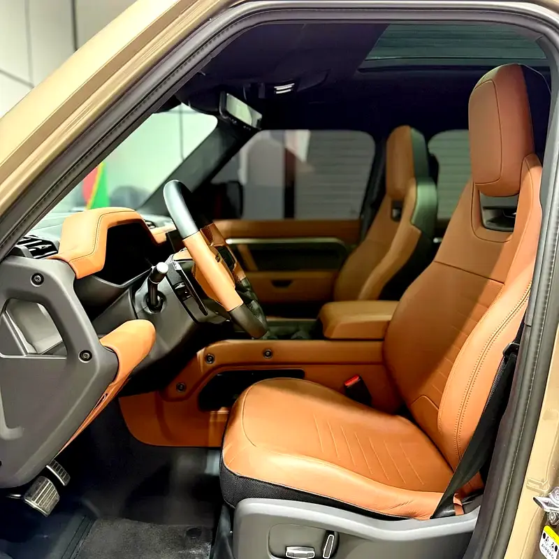 LAND ROVER Defender Octa (P635) 2025 - photo 6 - Import Émirats | International Cars