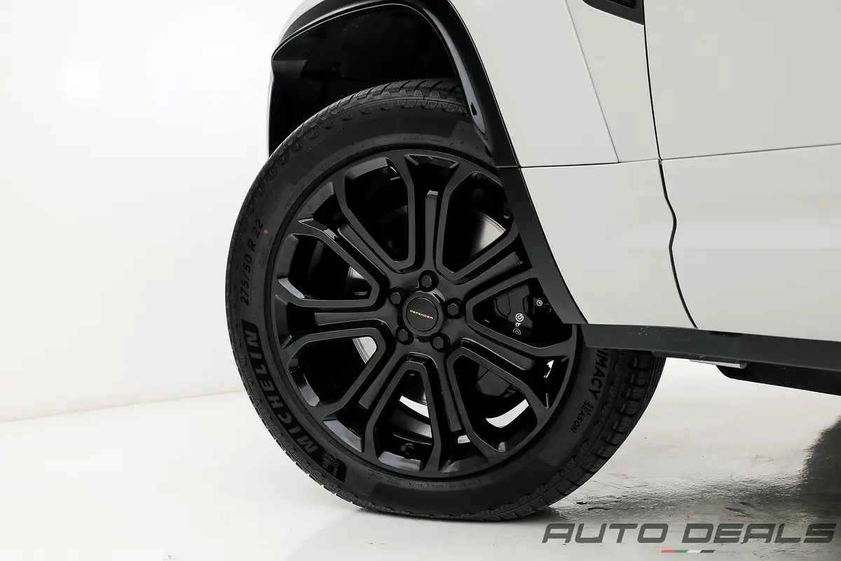 LAND ROVER Defender Octa (P635) 2026 - photo 11 - Import Émirats | International Cars