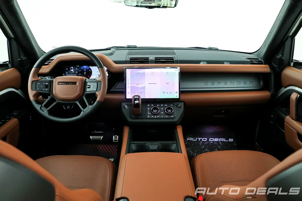 LAND ROVER Defender Octa (P635) 2026 - photo 12 - Import Émirats | International Cars