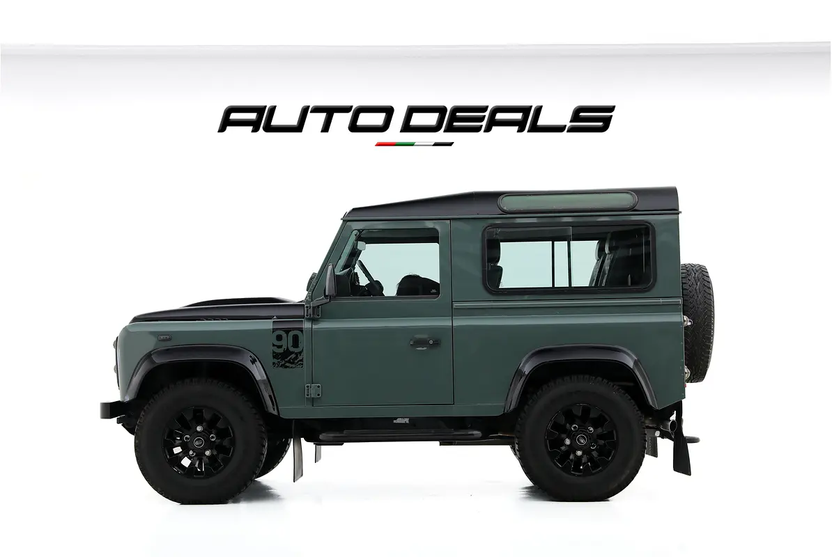 LAND ROVER Defender 90 2016 - photo 3 - Import Émirats | International Cars