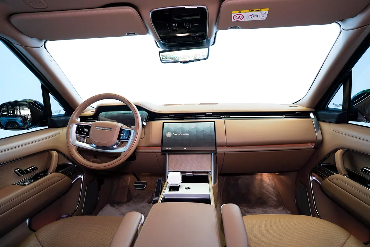 LAND ROVER Range Rover SV Autobiography 2024 - photo 12 - Import Émirats | International Cars
