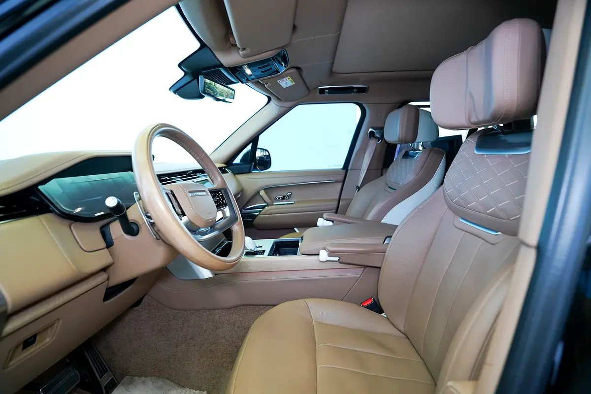LAND ROVER Range Rover SV Autobiography 2024 - photo 7 - Import Émirats | International Cars