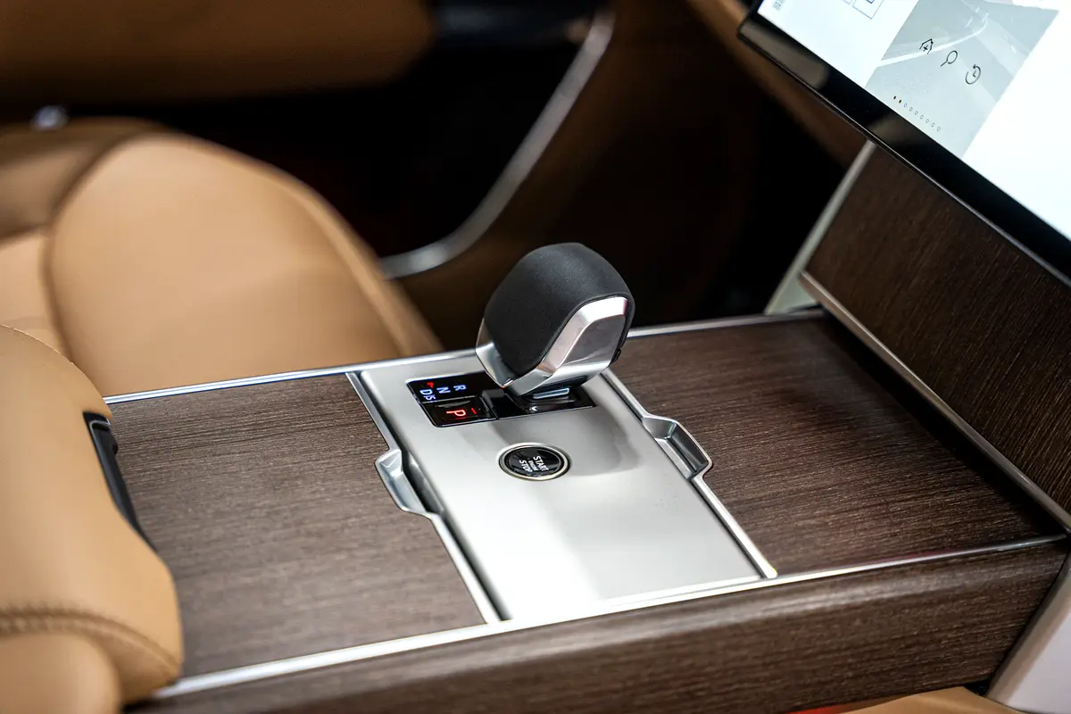 LAND ROVER Range Rover P530 2024 - photo 10 - Import Émirats | International Cars