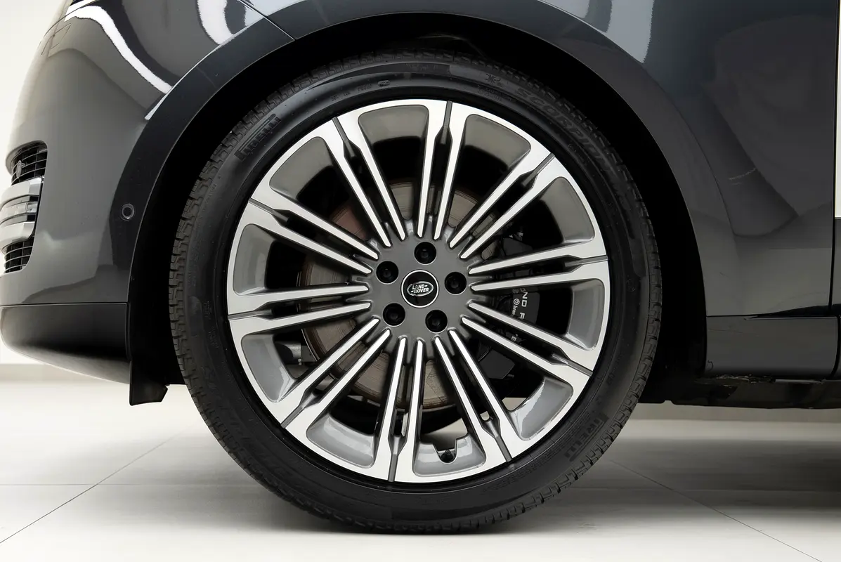 LAND ROVER Range Rover Autobiography 2025 - photo 6 - Import Émirats | International Cars