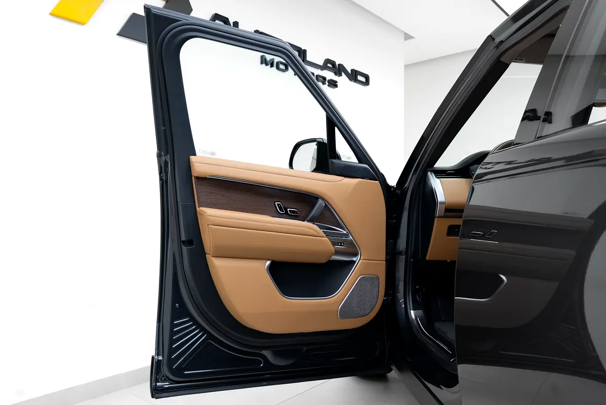 LAND ROVER Range Rover Autobiography 2025 - photo 7 - Import Émirats | International Cars