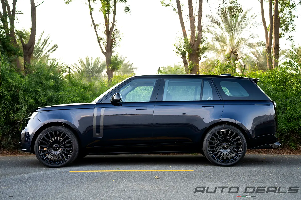 LAND ROVER Range Rover P530 2023 - photo 3 - Import Émirats | International Cars