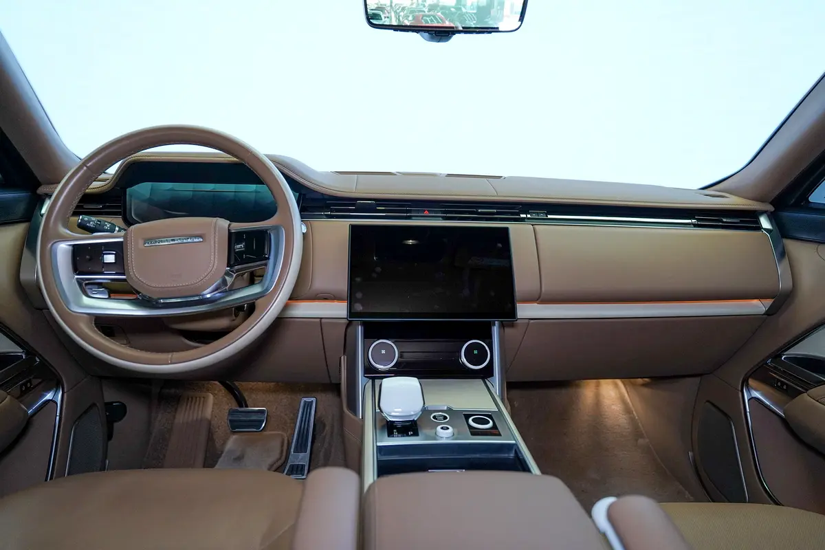 LAND ROVER Range Rover SV Autobiography 2023 - photo 11 - Import Émirats | International Cars