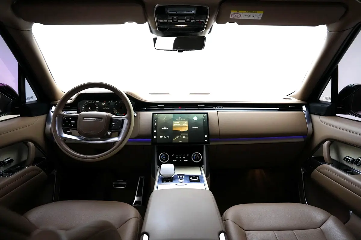 LAND ROVER Range Rover SV Autobiography 2023 - photo 5 - Import Émirats | International Cars