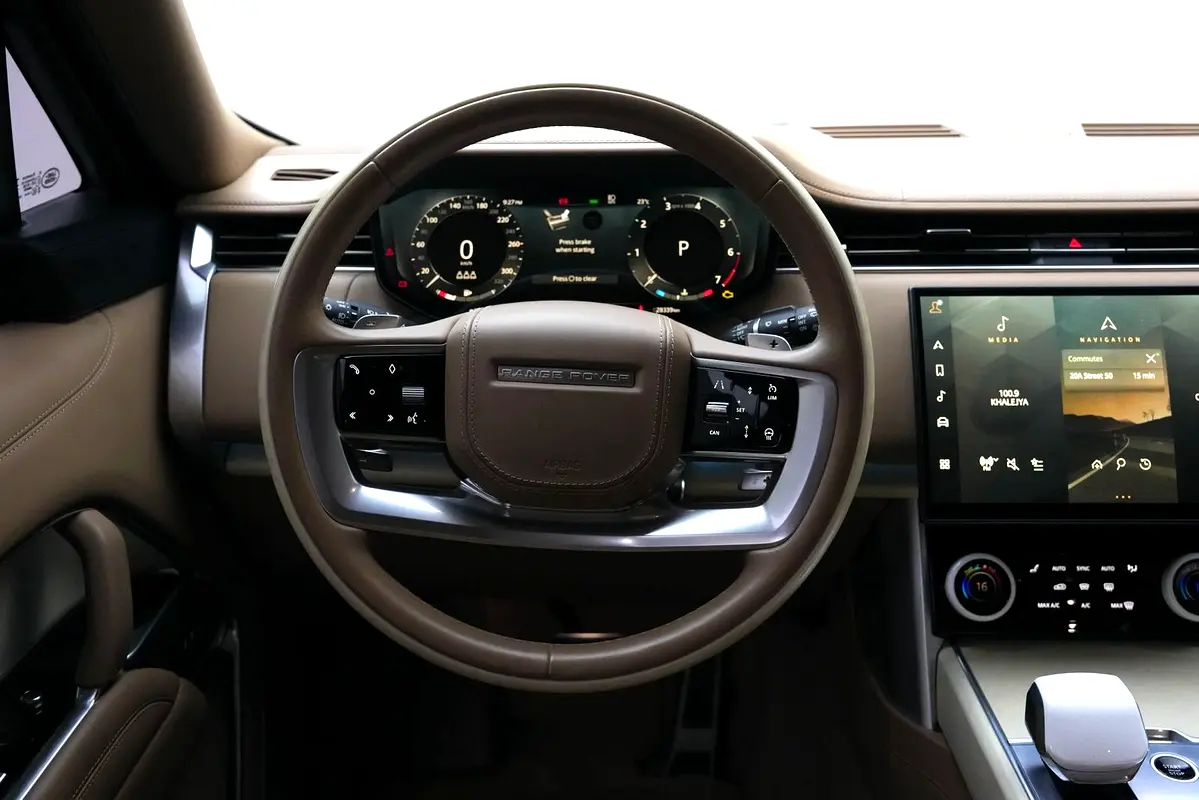 LAND ROVER Range Rover SV Autobiography 2023 - photo 9 - Import Émirats | International Cars