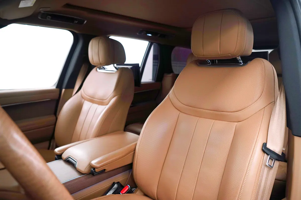 LAND ROVER Range Rover HSE P530 2023 - photo 11 - Import Émirats | International Cars