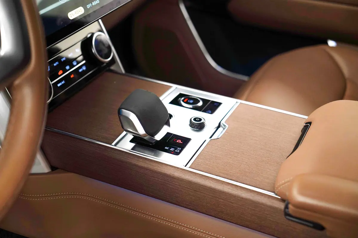 LAND ROVER Range Rover HSE P530 2023 - photo 9 - Import Émirats | International Cars