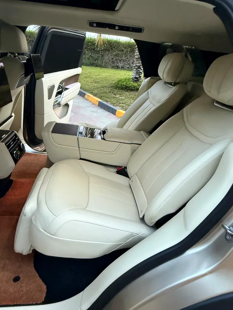 LAND ROVER Range Rover SV P530 LWB 2023 - photo 10 - Import Émirats | International Cars