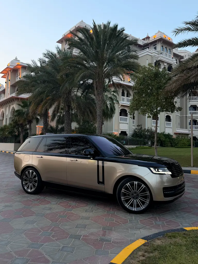 LAND ROVER Range Rover SV P530 LWB 2023 - photo 2 - Import Émirats | International Cars