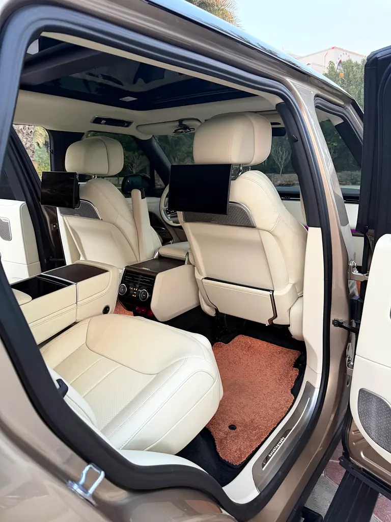 LAND ROVER Range Rover SV P530 LWB 2023 - photo 3 - Import Émirats | International Cars