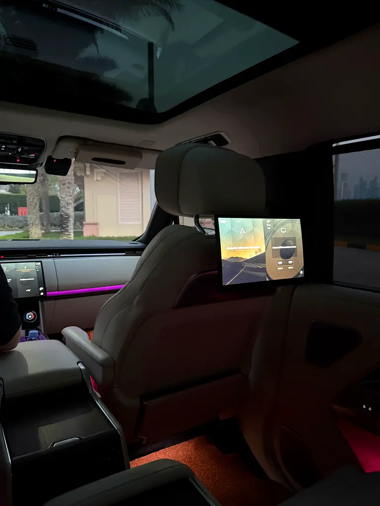 LAND ROVER Range Rover SV P530 LWB 2023 - photo 5 - Import Émirats | International Cars