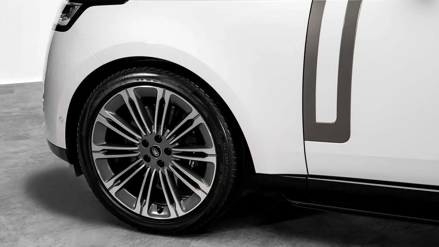 LAND ROVER Range Rover HSE P530 2023 - photo 4 - Import Émirats | International Cars