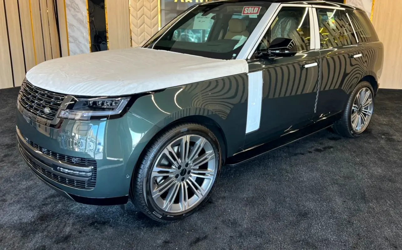 LAND ROVER Range Rover HSE 2026 - photo 2 - Import Émirats | International Cars