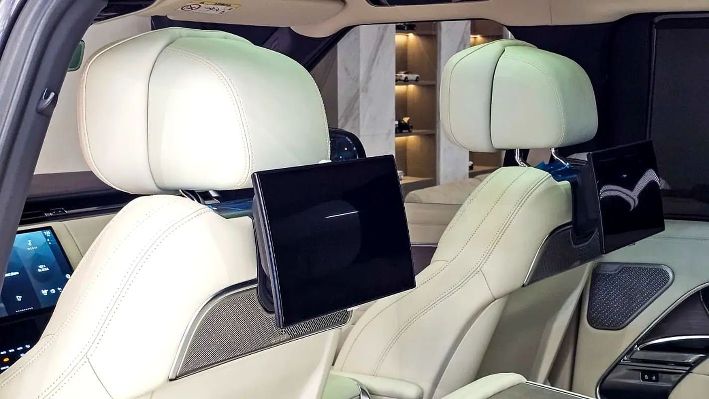 LAND ROVER Range Rover First Edition 2022 - photo 12 - Import Émirats | International Cars