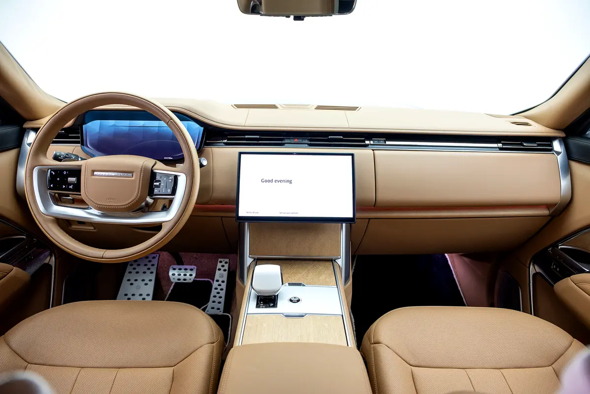 LAND ROVER Range Rover SV Autobiography 2024 - photo 10 - Import Émirats | International Cars