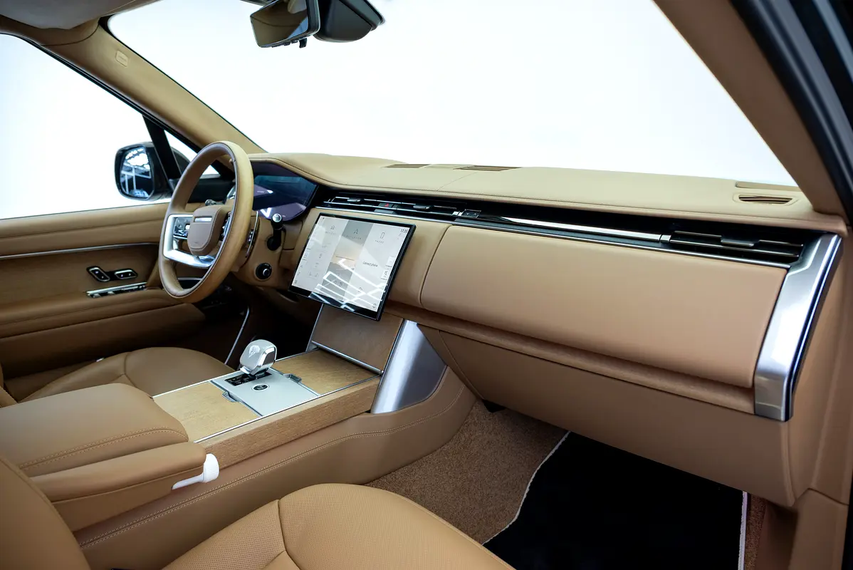 LAND ROVER Range Rover SV Autobiography 2024 - photo 12 - Import Émirats | International Cars