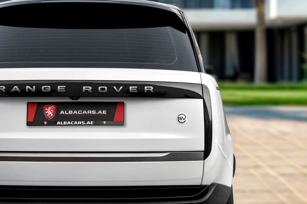 LAND ROVER Range Rover SV 2023 - photo 6 - Import Émirats | International Cars