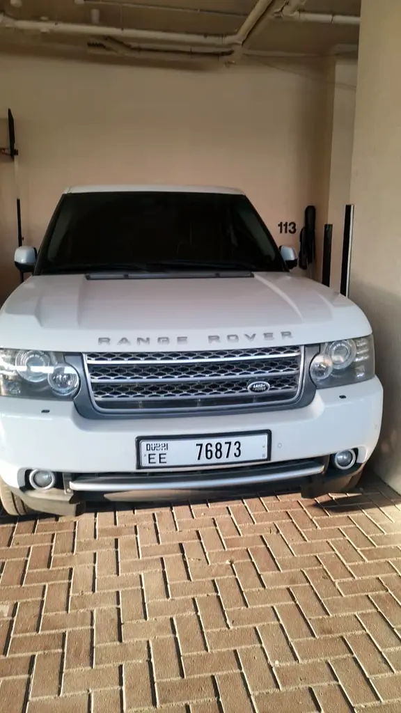 LAND ROVER Range Rover Vogue Supercharged 2011 - photo 4 - Import Émirats | International Cars