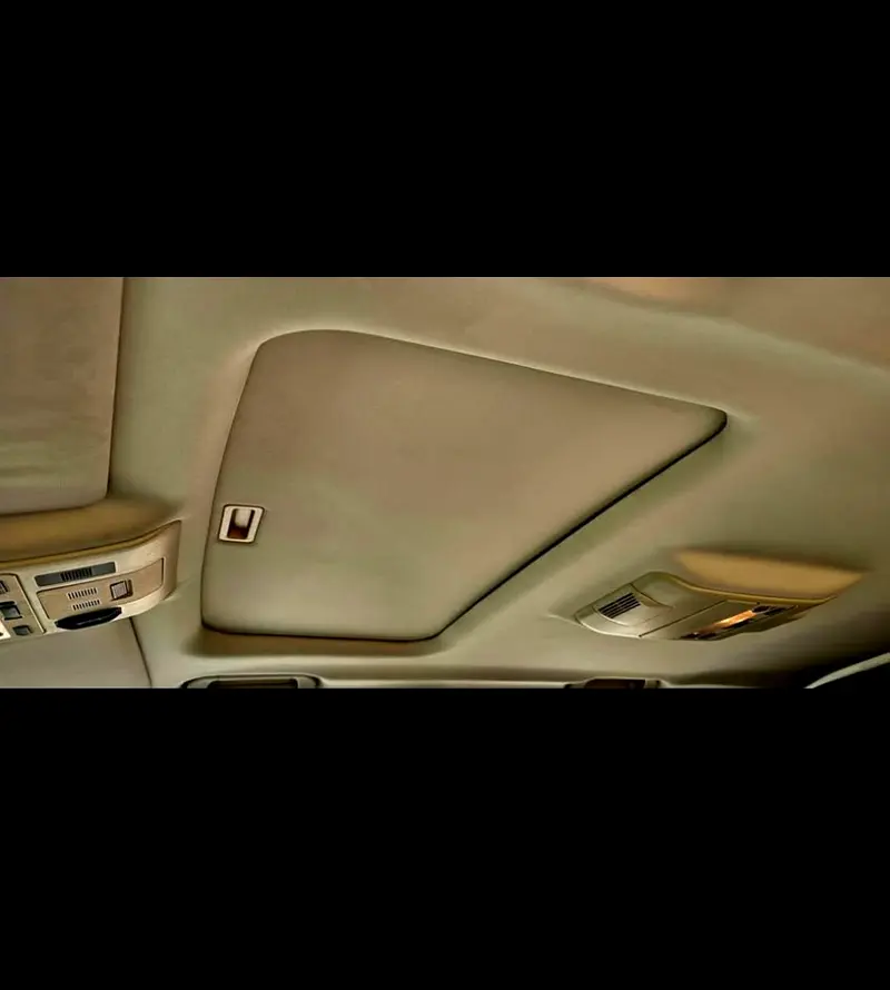 LAND ROVER Range Rover Vogue Supercharged 2011 - photo 7 - Import Émirats | International Cars