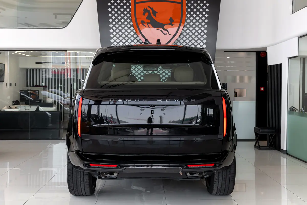 LAND ROVER Range Rover Vogue HSE 2026 - photo 5 - Import Émirats | International Cars