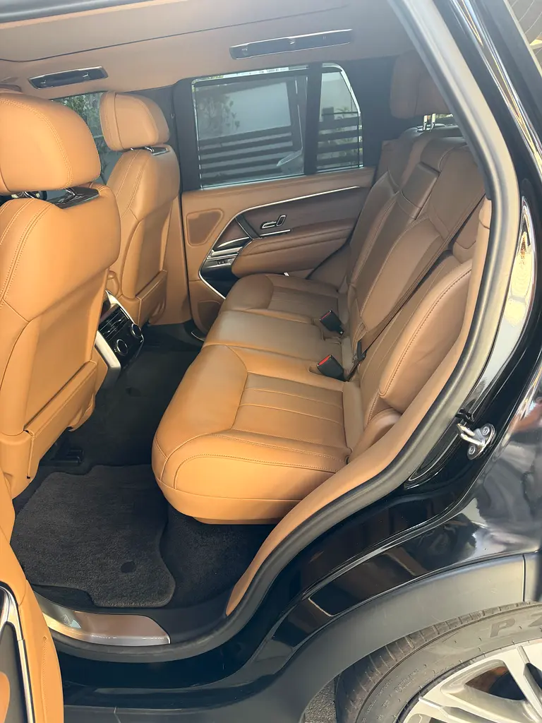 LAND ROVER Range Rover HSE P530 2024 - photo 4 - Import Émirats | International Cars