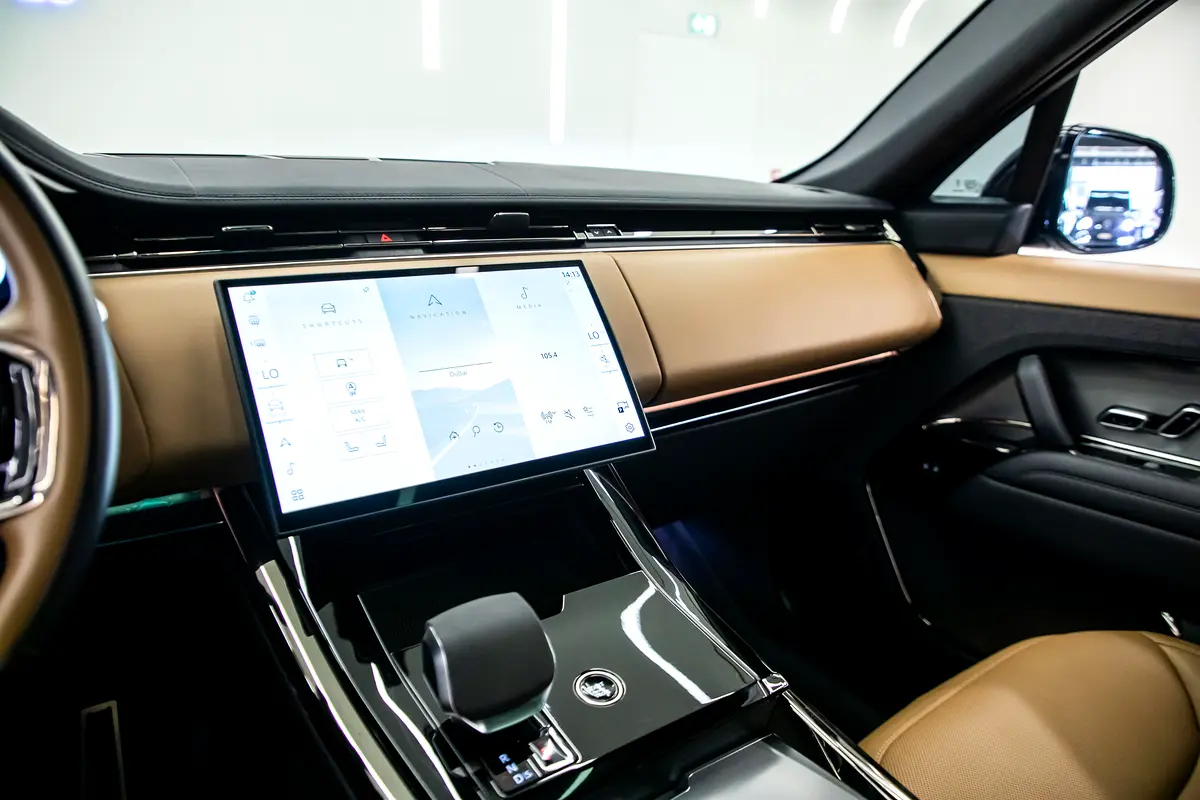 LAND ROVER Range Rover Sport P400 Dynamic HSE 2024 - photo 9 - Import Émirats | International Cars