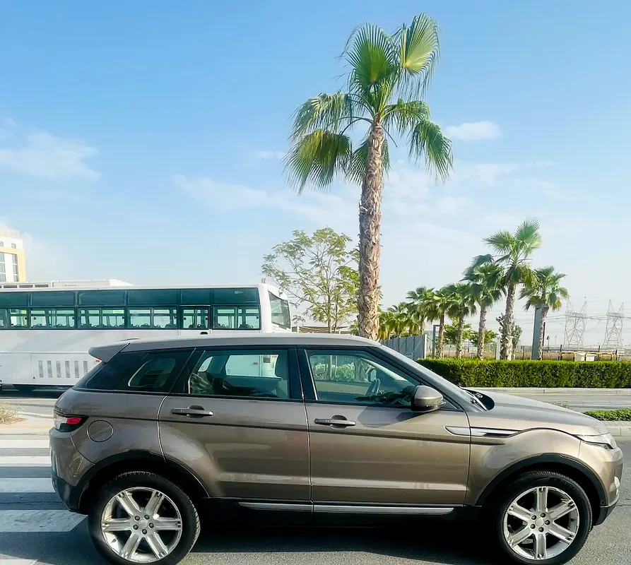 LAND ROVER Range Rover Evoque Dynamic SE 2015 - photo 3 - Import Émirats | International Cars