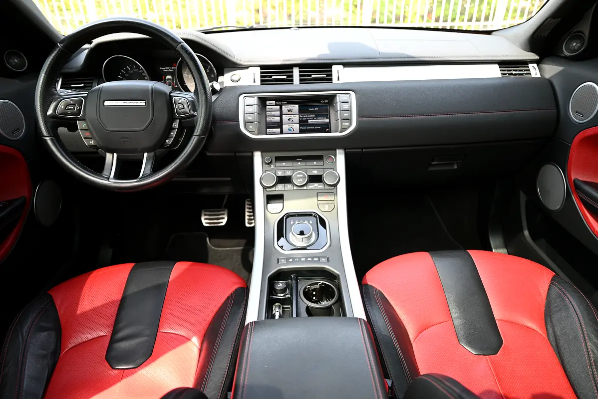 LAND ROVER Range Rover Evoque Dynamic SE 2014 - photo 9 - Import Émirats | International Cars