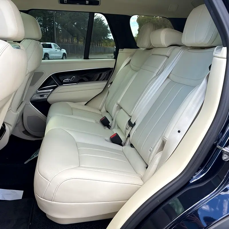 LAND ROVER Range Rover Vogue 2025 - photo 11 - Import Émirats | International Cars