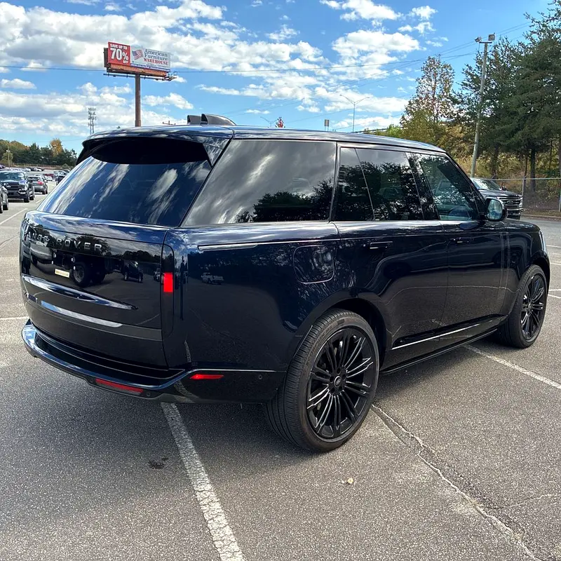 LAND ROVER Range Rover Vogue 2025 - photo 6 - Import Émirats | International Cars