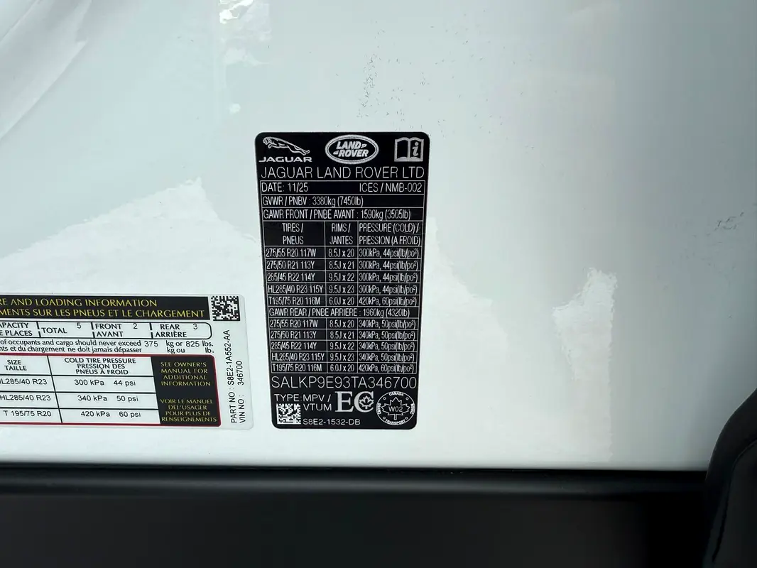 LAND ROVER Range Rover Vogue 2026 - photo 8 - Import Émirats | International Cars