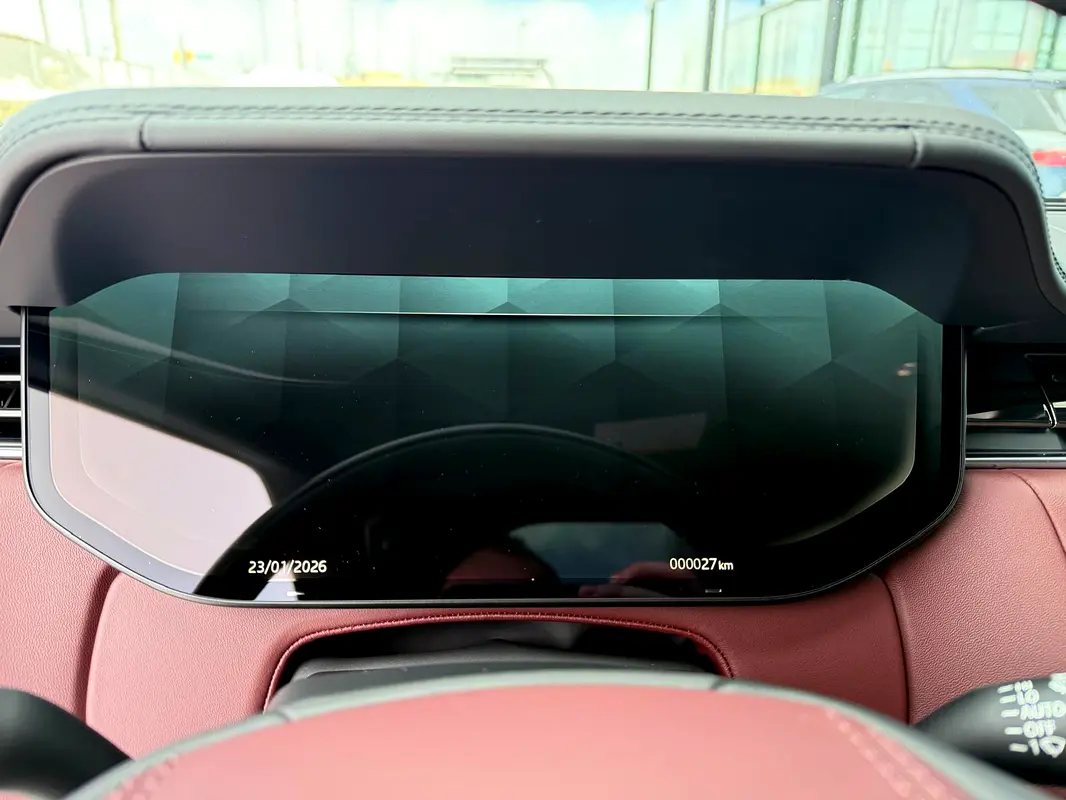 LAND ROVER Range Rover Vogue 2026 - photo 9 - Import Émirats | International Cars