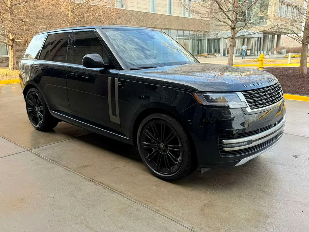 LAND ROVER Range Rover Vogue 2025 - photo 3 - Import Émirats | International Cars